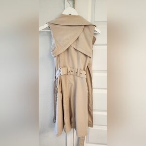 BEBE VEST COAT SIZE XS